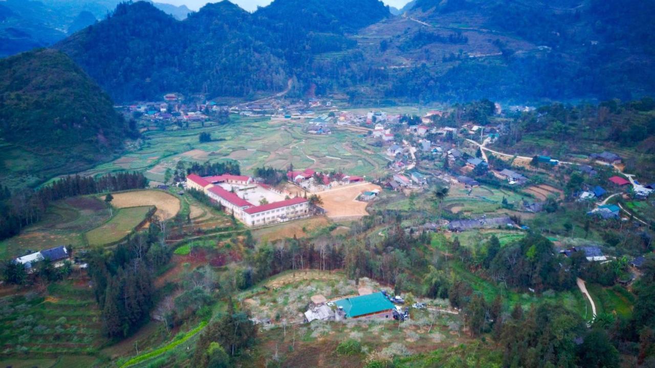 So H'Mong Homestay Bac Ha  Buitenkant foto
